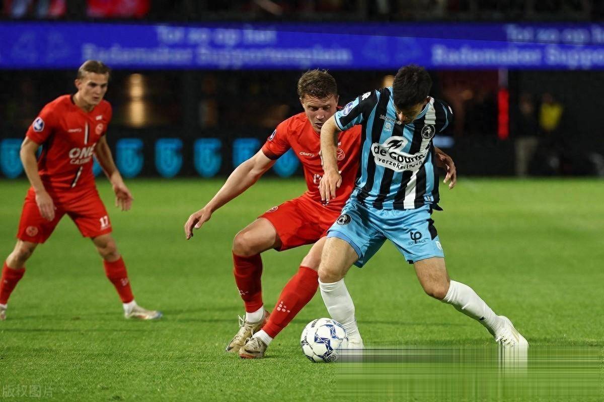 包含密尔沃基雄鹿发布备战花絮,国际比赛日完成体检,荷甲任务艰巨,年轻球员得到机会的词条 包含密尔沃基雄鹿发布备战花絮,国际比赛日完成体检,荷甲任务艰巨,年轻球员得到机会的词条