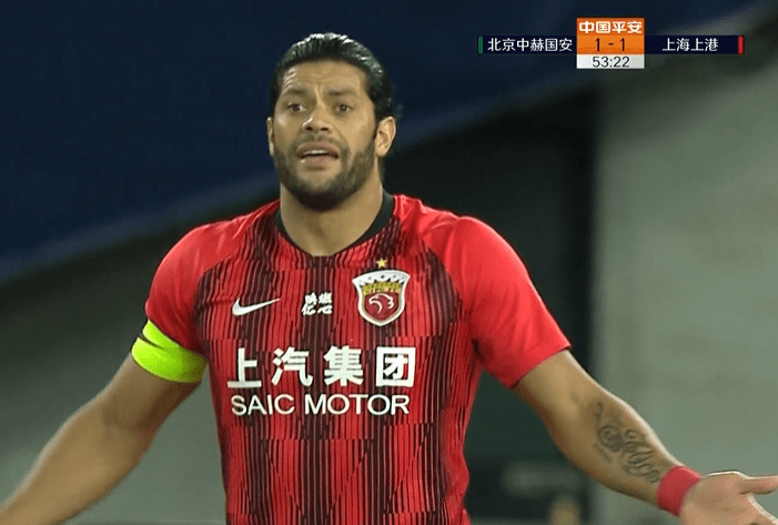 包含斯图加特迎亚冠关键赛，冲刺阶段迎来里程碑，话题不断，更衣室氛围转暖的词条