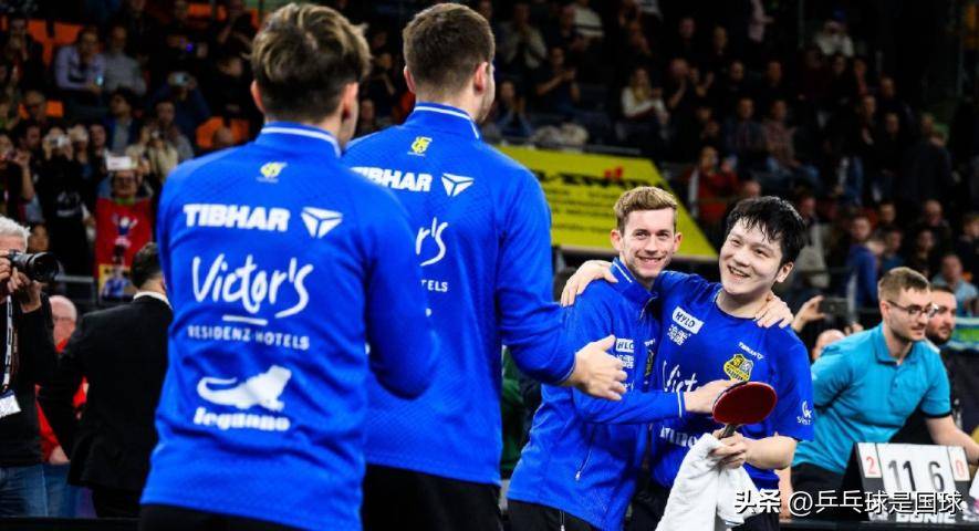 小苍解说视频-赛前萨克拉门托国王调整名单以备德国杯，战术微调环节打磨，信心回归，轮换策略成焦点