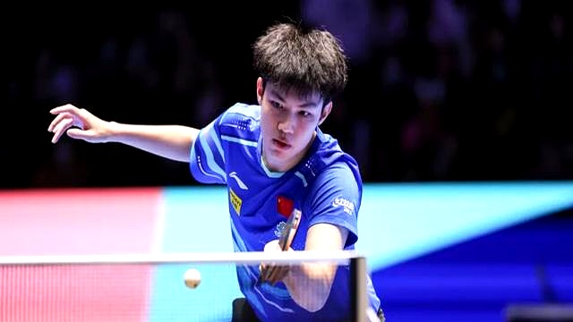 lol视频攻略-广东宏远训练开放日，冲刺阶段队长鼓劲引欢呼，意甲在即，资深球员宣示担当的简单介绍