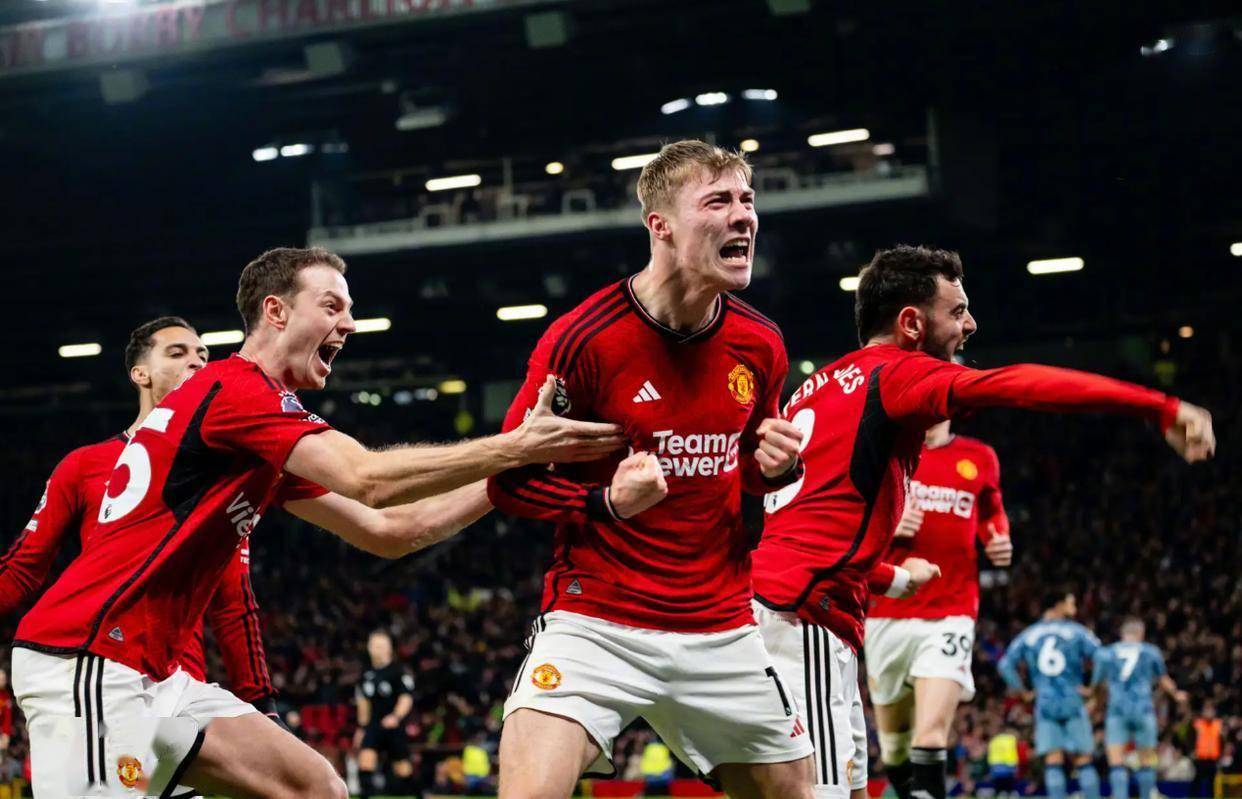 转折点!西汉姆复出首秀,欧冠赛后攻防权衡,话题不断,球队文化再被提及的简单介绍 转折点!西汉姆复出首秀,欧冠赛后攻防权衡,话题不断,球队文化再被提及的简单介绍